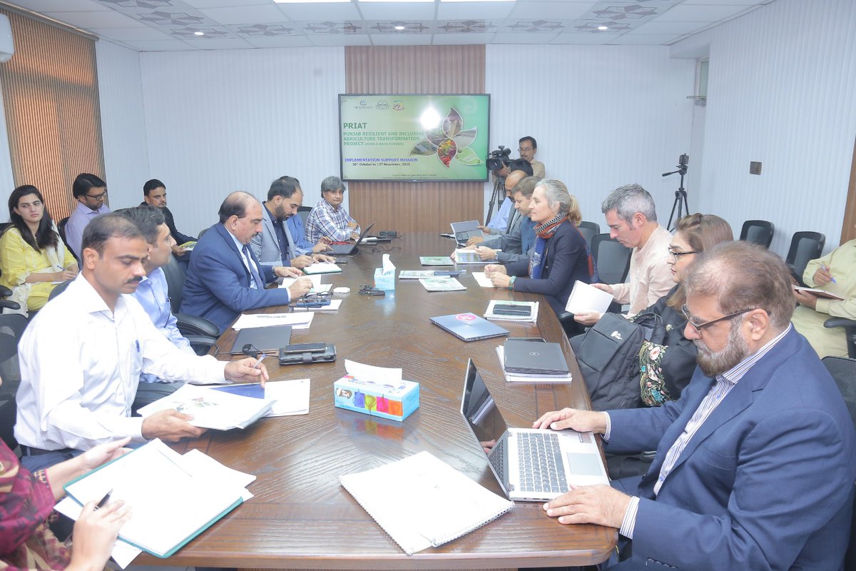 ofwmpunjab's tweet photo. World Bank Implementation Mission for Punjab Resilient and Inclusive Agriculture Transformation (#PRIAT) Project visited OFWM headquarters for a detailed discussion on project progress, implementation arrangements, and way forward.
#agriculture #OFWM #PRIAT #WorldBank https://t.co/QJ5JsTBLbO