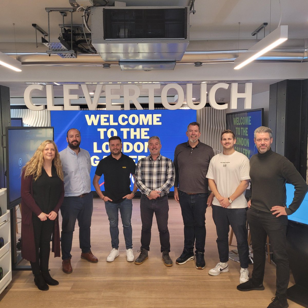 Darren Moorhouse tweet media