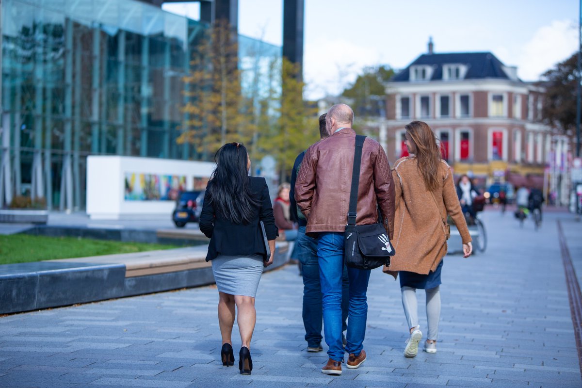 De buitenruimte is de grootste sporthal van ons land. Gelukkig ontstaat er steeds meer oog voor #wandelen. Toch zien we naast een nieuwe subsidie ook een vreemde bezuiniging. Lees de nieuwe column van Derk van der Laan 👉 ow.ly/BXby50Q1qXb
 
 📸 Binne-Louw Katsma