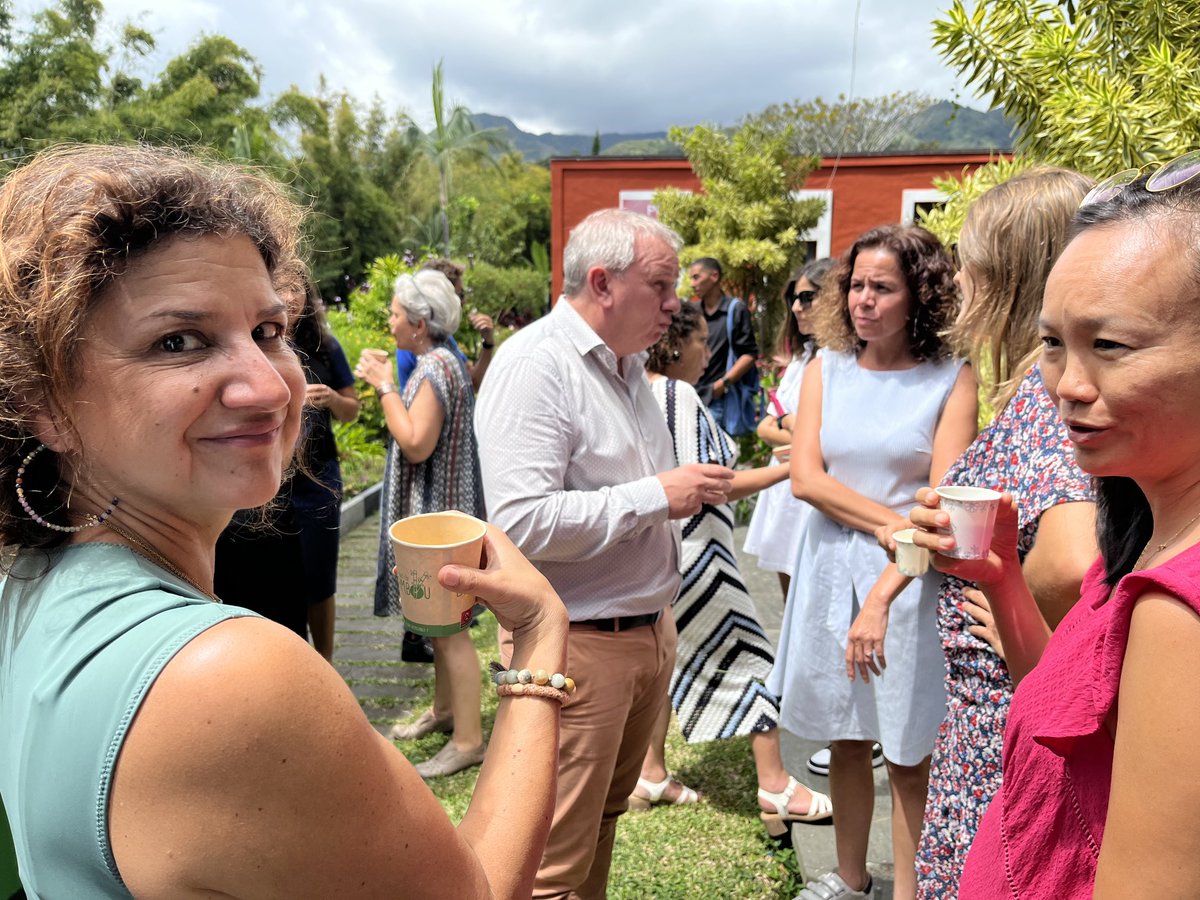 YvesCharmont's tweet image. Lancement d’une formation ⁦@cap_com⁩ #markterr avec ⁦@Region_Reunion⁩ avec 50 participants 👏🏻 et des échanges bouillonnants 🌋 #capcom23 #compublique