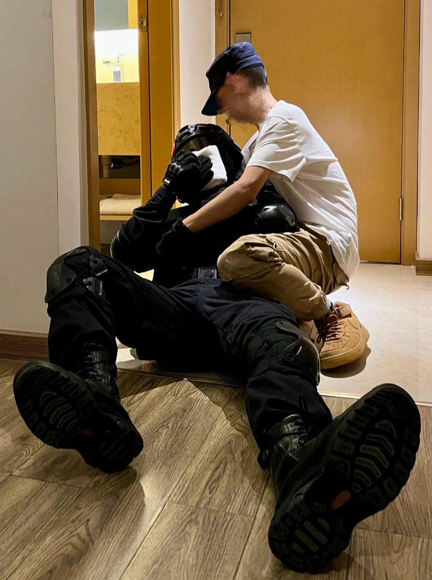 LuLeo_Boots tweet media