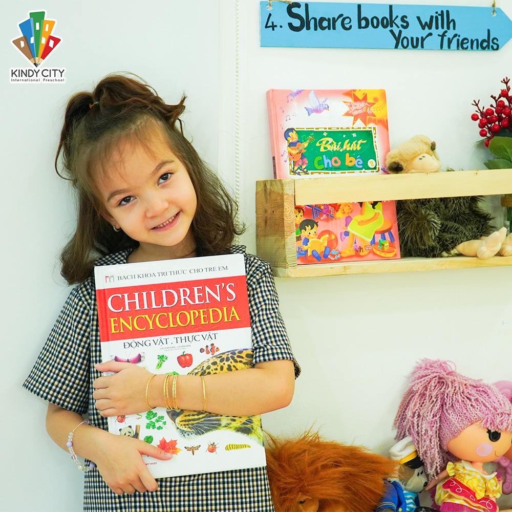 KindyCitySchool's tweet image. Học sinh KINDY CITY cũng cảm nhận được sự thích thú, mới lạ trong thế giới sách truyện liên quan từng chủ đề học tập. Qua đó, trẻ hình thành cảm thức tốt và thói quen xem, đọc sách, chia sẻ một cuốn sách hay cho người khác.
#kindycity  #docsach