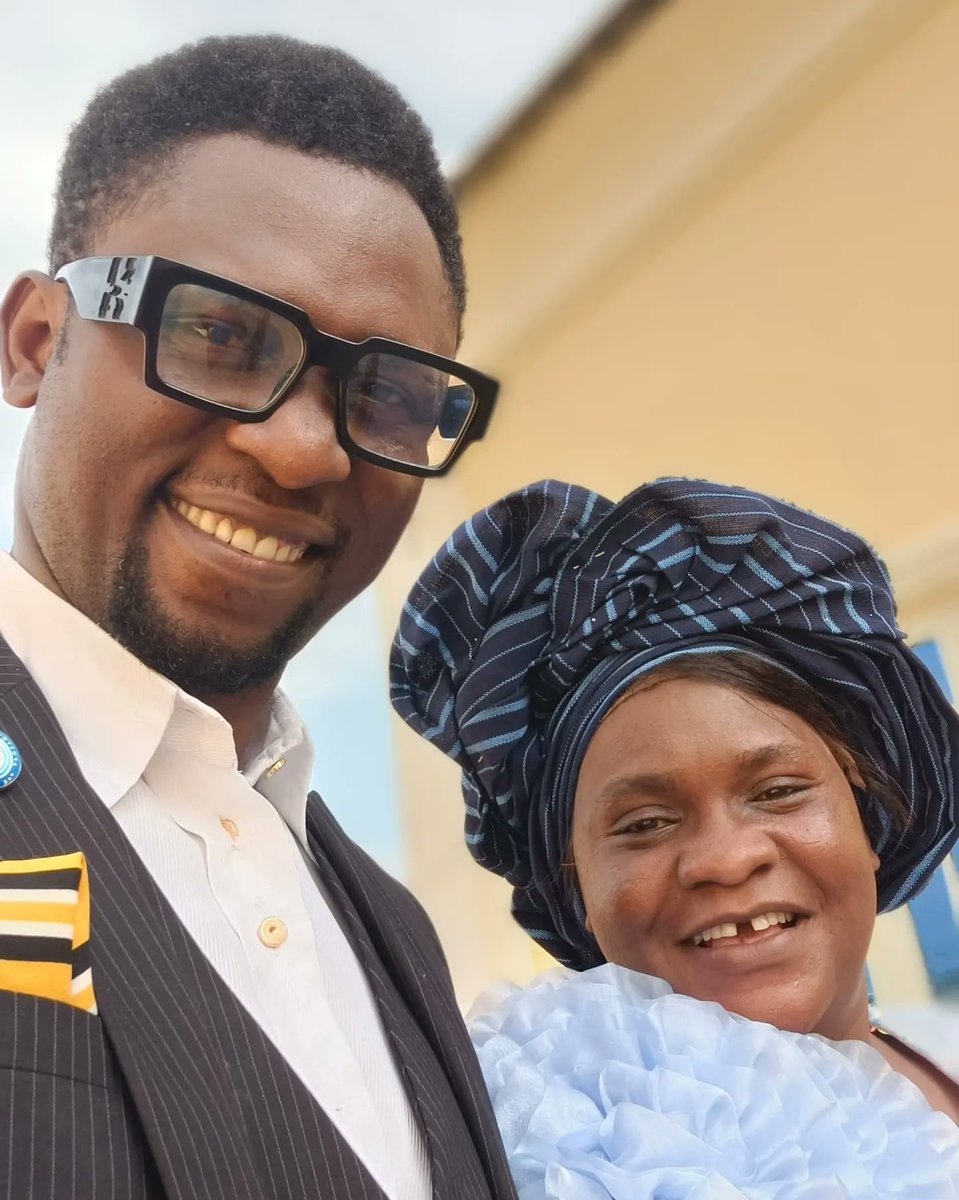 Fatheraby's tweet photo. Congratulations Lady Evangelist @Funmieru on the success of the beautiful Album Launch, 'Aanu Ni Project ' yesterday.. 

We pray for more of God in you ma in Jesus name. https://t.co/C7h6lm9xUi
