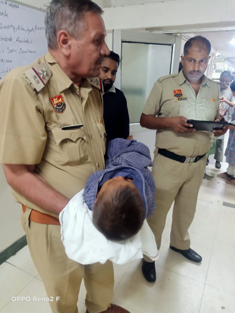 narender_k20449's tweet photo. #haryanapolice49400 https://t.co/dQnpoY93h7