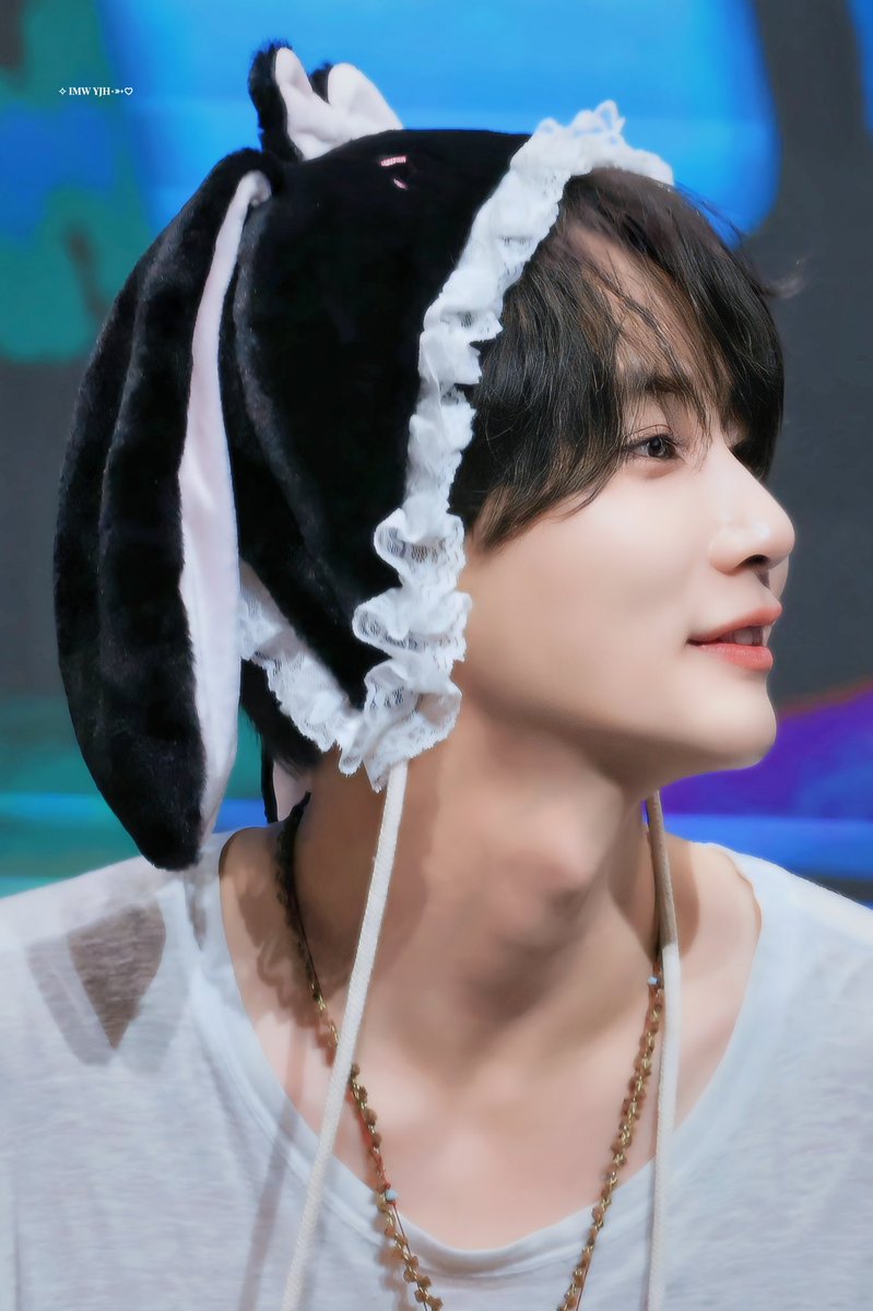 IMW_YJH's tweet photo. 231028 Music Korea HD 

🐰🦷🖤🥹

.
#SEVENTEEN     #JEONGHAN  #세븐틴     #정한 https://t.co/L36wZXcVGj