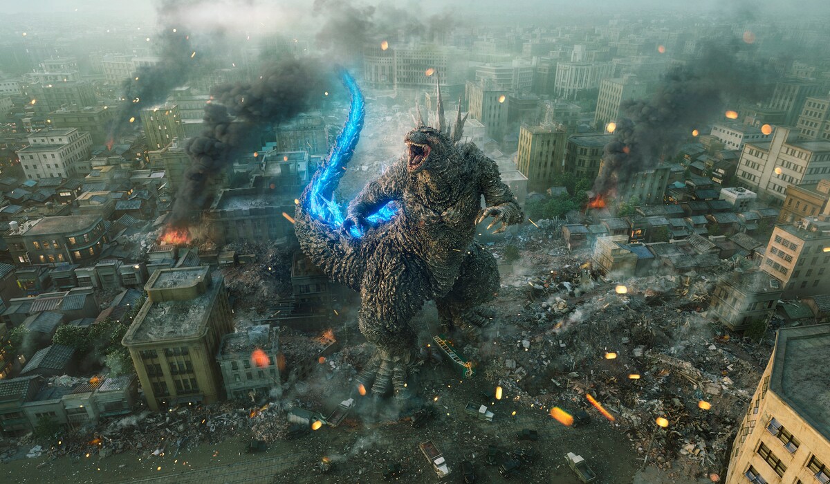 eiga_natalie's tweet photo. ゴジラの恐怖を体感！「ゴジラ-1.0」IMAX、MX4D、4DXScreen、Dolby Cinemaでの注目ポイントは？
各ラージフォーマットの担当者と監督・山崎貴が特徴を解説
https://t.co/qJxi7se56k

#ゴジラマイナスワン #ゴジラ #Godzilla #山崎貴 https://t.co/nekTNEKc4Y