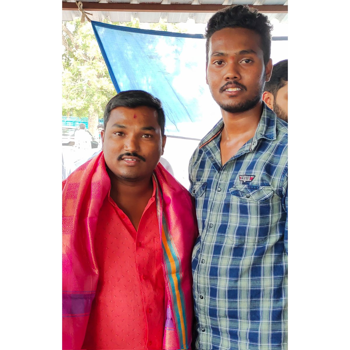 trs_saikumar's tweet photo. Wish you many more Happy returns of the day @BhanuChelimela Anna 💐💐 https://t.co/sgM4fR9jtr