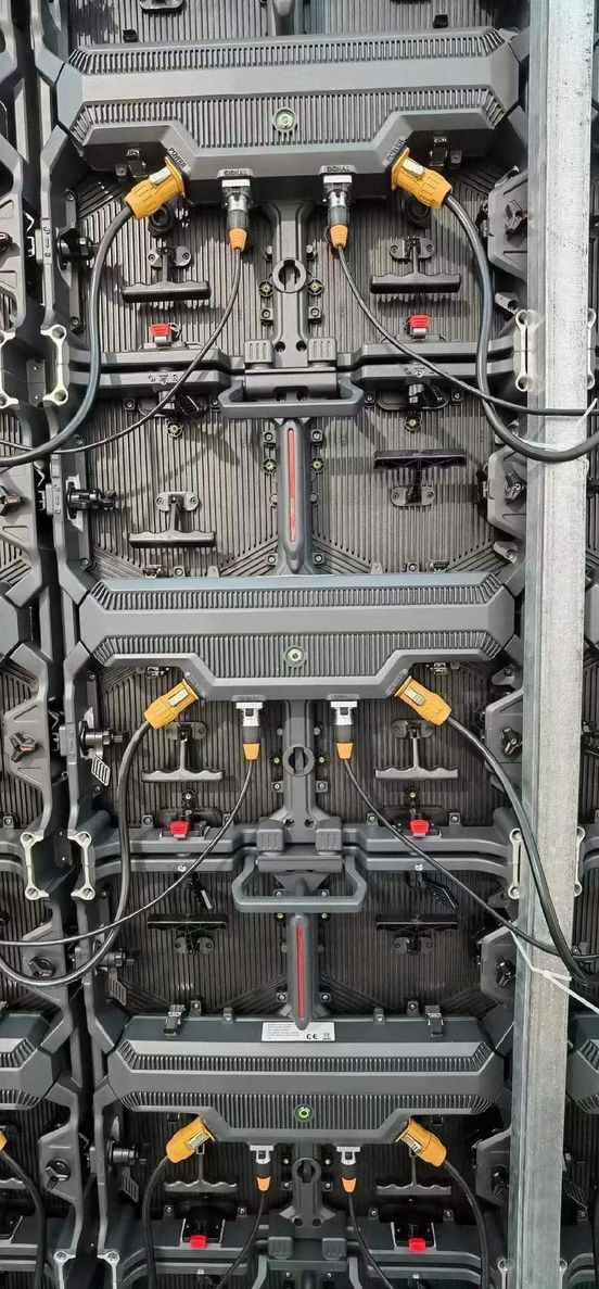 AngelaM62058254's tweet image. XC series led rental screen，indoor and outdoor.   500x1000mm   HUB connection&amp;amp;refresh 3840Hz   Spot supply, welcome to consult   WeChat/WhatsApp+86 17878692418   #ledscreendisplay #ledscreen #ledscreenrental   #ledscreenindoor #leddisplay   #leddisplayrental #ledscreenhire