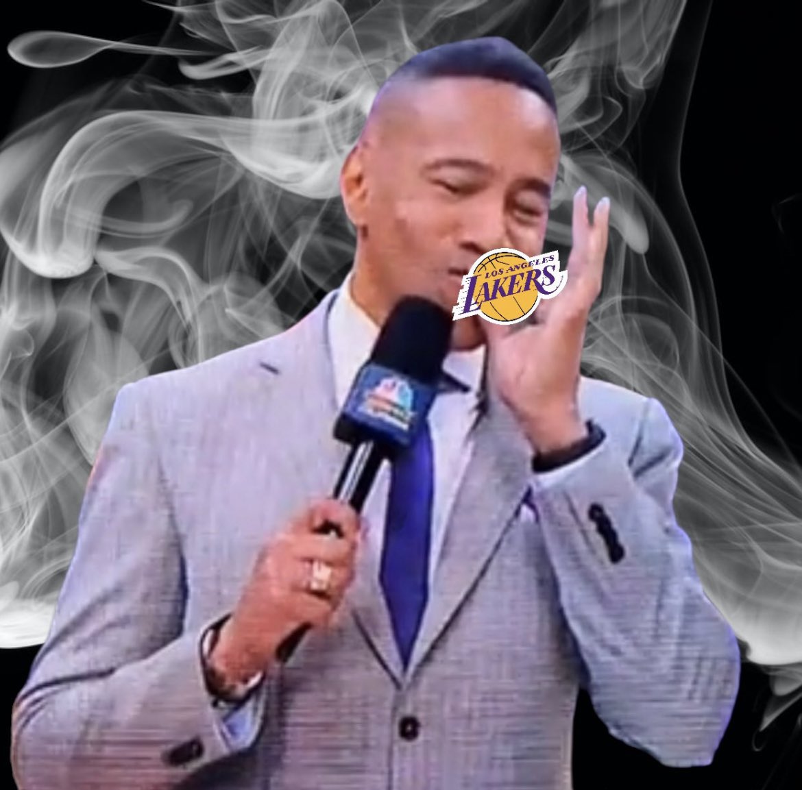 kings_muse's tweet image. WE SMOKIN THAT LAKER PACK