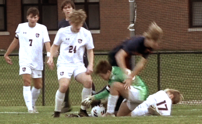 Playoff football means the hits are harder with guys playing their final time in high school.

volleyball kills are straight nasty with regionals on the line and the soccer hits weren't shy in the postseason last week on #BigNasty
channel1450.com/2023/10/29/the…