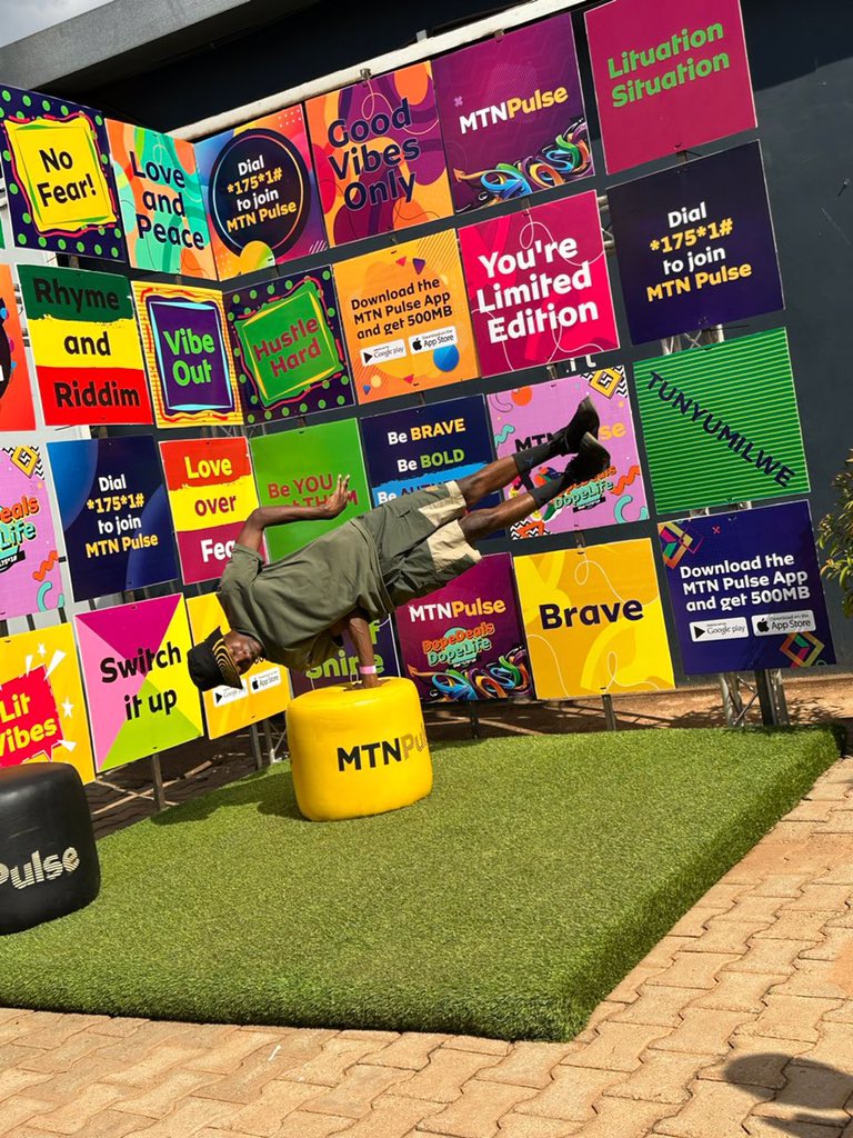 meyveis21's tweet photo. Dope stuff down 🔥@trroystudios with #MTNPulse. #TrroyDanceOff 🥳🥳 https://t.co/wEy9kIEmin