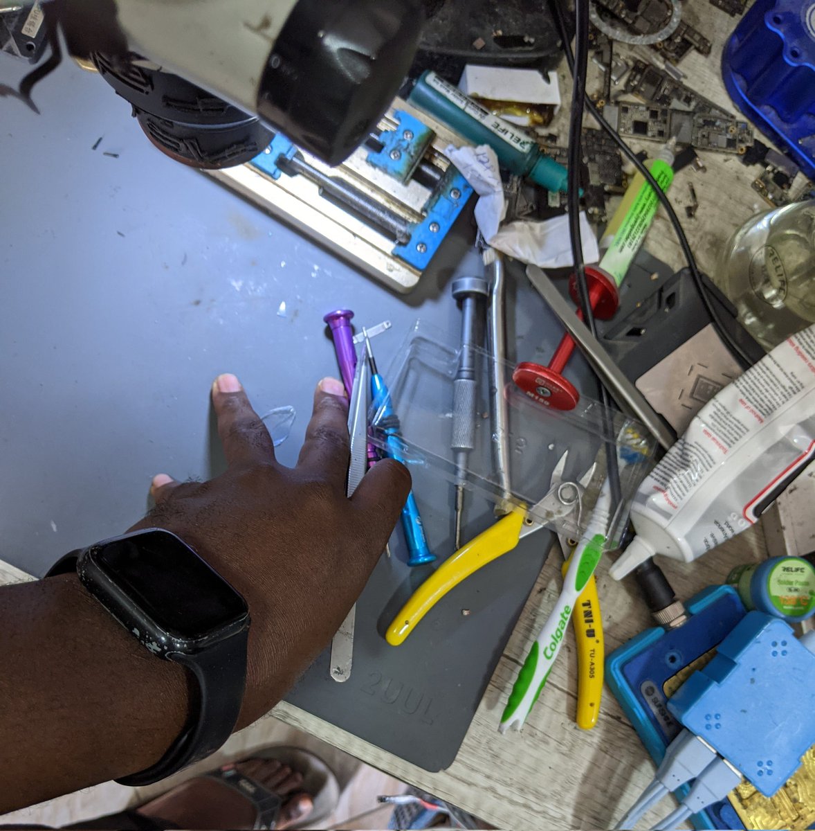 mjomba__nimama's tweet image. MJOMBA NI MAMA
Phone repairTz 
🔹Vioo vyote 
🔹Battery zote 
🔹Charging system 
🔹Camera 
🔹Mic , speaker
🔹No service
🔹Touch Ic
🔹 Audio Ic
Ubungo External Garage
0789456054
 #FundiSimuTz
 #SmartPoint   
@itzjacton @__abdulazack @MijuLee_Tz @__MUBAARACK @ALugandu @amusmartz