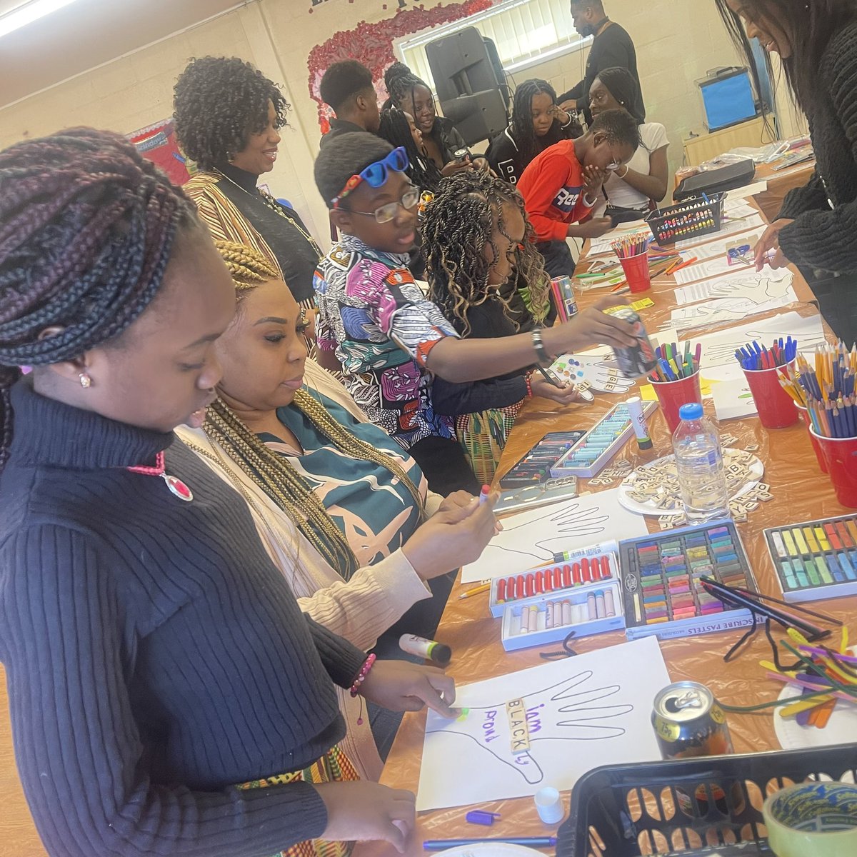 High HERITAGE tweet media