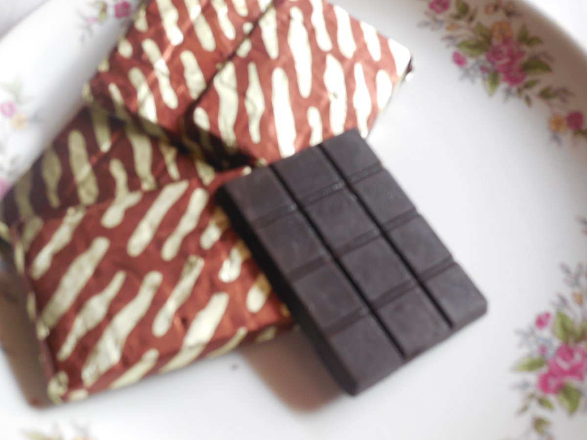 MeenaRaychaudh1's tweet photo. Recharge yourself to start the new week after #lakshmipuja with ChocoJaadu #chocolates.
Order : https://t.co/4379Wf9iXj
CALL 9830304839 https://t.co/n5g0mkuHYt