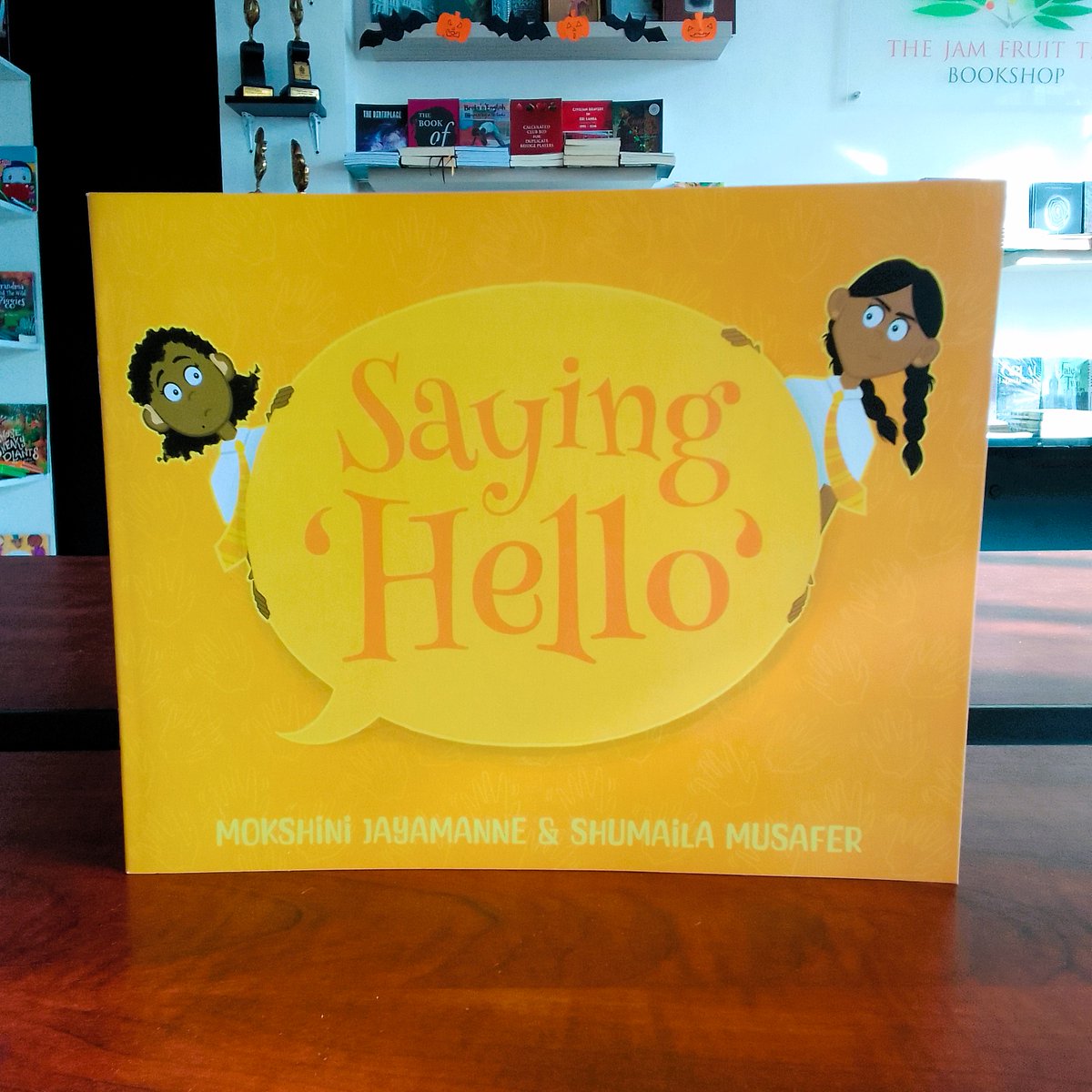 TheJamFruitTree's tweet image. Saying Hello
Price: Rs. 1,650
Author: Mokshini Jayamanne
Paperback: 34 pages 

Call/Whatsapp 072-7268078 to order 
The Jam Fruit Tree Bookshop. 366/1 Galle Road, Colpetty

#MokshiniJayamanne #SayingHello #TheJamFruitTree #TheJamFruitTreeBookShop #TheJamFruitTreePublications #TJFT