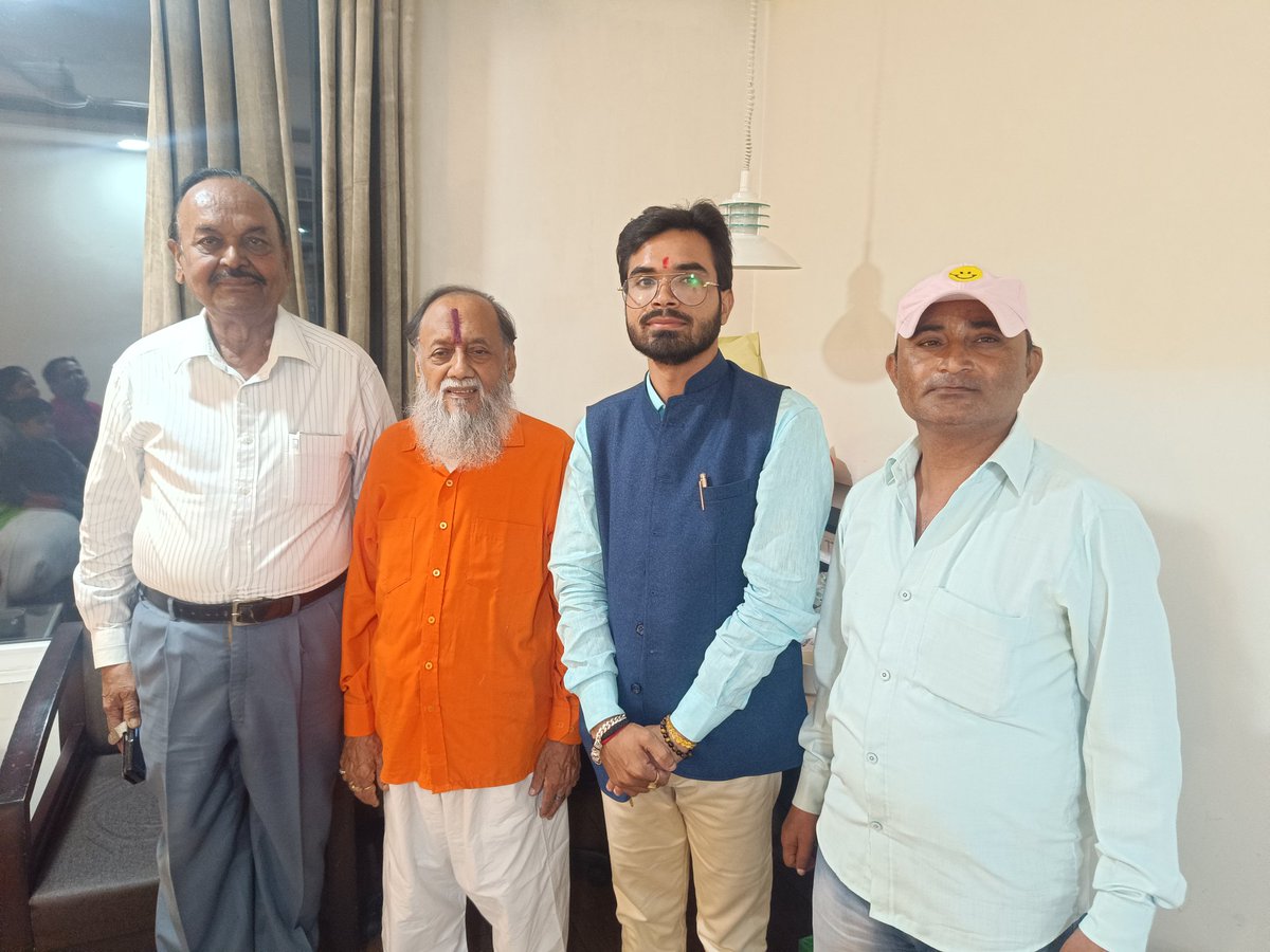 shishirsanatani's tweet photo. केंद्र सरकार को तत्काल सोशल साइट्स पर परोसी जा रही अश्लीलता पर रोक लगानी चाहिए इन साइडो का दुरूपयोग हो रहा हैं अश्लीलता जबरन परोसी जा रही है @AmitShah @CMOfficeUP @narendramodi @PMOIndia @myogiadityanath @PTI @ANI #Sanatani_Hindu #vulger #BJP #RSSnagpur2023 #CyberSecurity #vadic https://t.co/5BLTXGEwOd