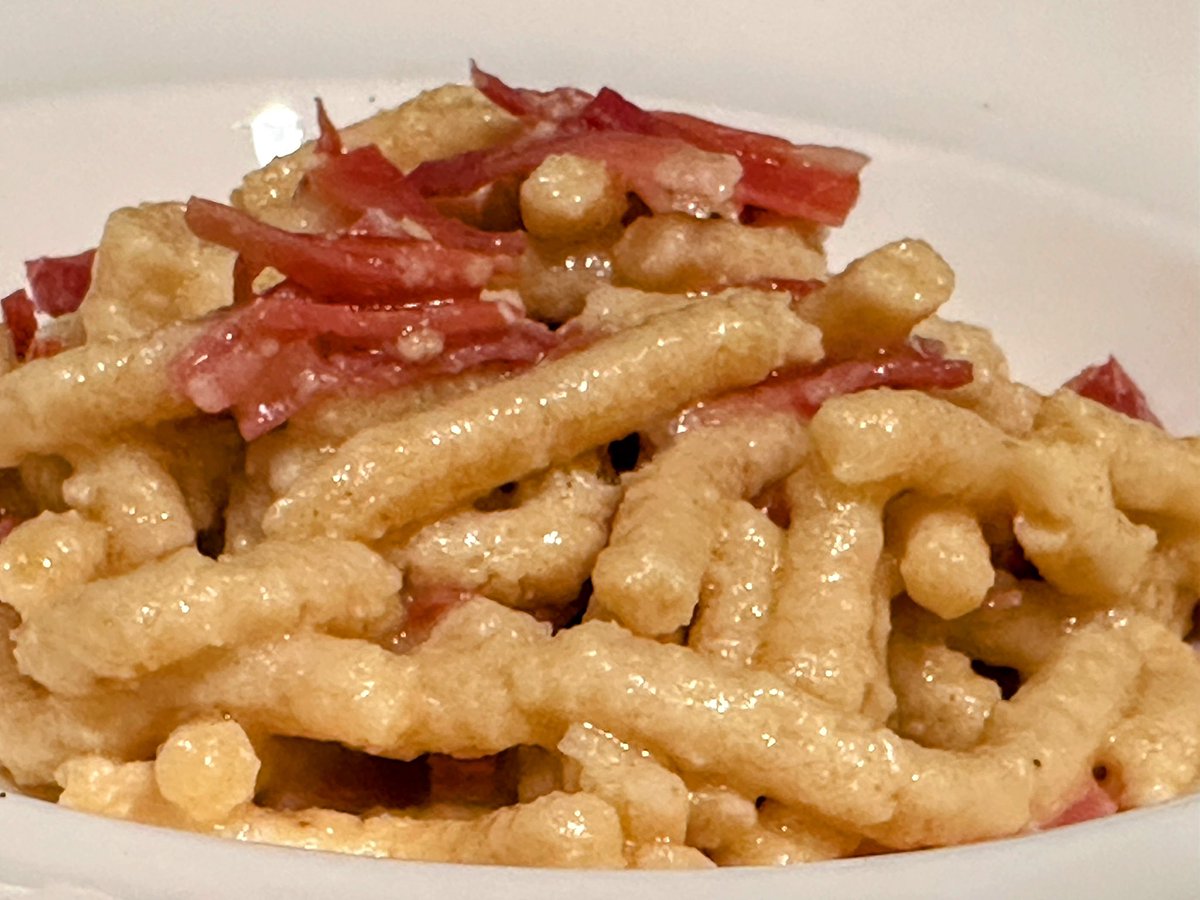 Back in #Bologna 😋
#IlPasatelloDiBologna