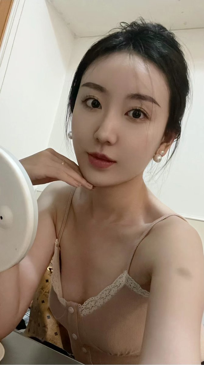 豪乳社 tweet media