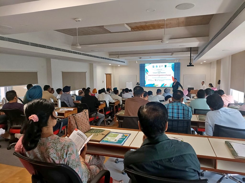 jvirdi25's tweet photo. First day #GreenSchoolsProgram in Punjab in collaboration with #SCERT with 2 days training of school educators by @CSEIndia @PSCST_GoP at AAETI Nimli 30 oct 2023. @meet_hayer @trahul1976 @JKAroraEDPSCST @KSBathPSCST @moefcc @PunjabGovtIndia https://t.co/A2k0d6HthD