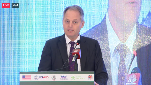 ItsSarfrazAli's tweet photo. Pakistan requires immediate and collective action to combat intensifying #climatechange, #water scarcity, and food insecurity, according to @DMSmifffy during #IWMI's Pre-COP conference in #Islamabad.
@USAID @COP28_UAE @IWMI_
@drmohsinhafeez  #precop https://t.co/Iw3hgpHJo7