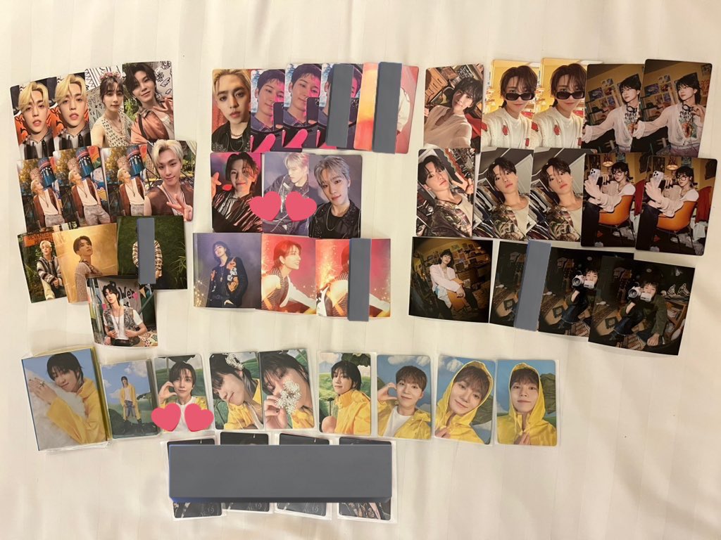 BnTib7's tweet photo. @mi46n97gyu はじめまして、検索から失礼致します🙇‍♂️当方写真💕の2枚を所持しております。お借りした写真💕とkitディノと3対2での交換は可能でしょうか？こちらが特典のため、1対2を希望させていただいております🙇‍♂️異種のため難しいかと思いますがご検討宜しくお願い致します🥺🙇‍♂️ https://t.co/fuOF9iiDrO