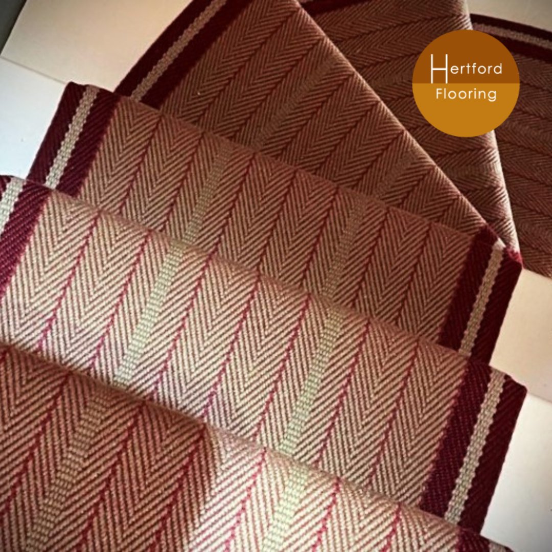 HertfordFloor's tweet photo. One of the most popular designs from #rogeroates (The double stripe)
#Beautiful
- The Trent Raspberry
#theartofflatweave #herringbone #design #stairrunner #homedecor #inspiration #home
π π§‘π π§‘π
#homeinterior #feelinspired #Timeless #classic
π π§‘π π§‘π
#hertfordflooring https://t.co/V3e9r3wf9P
