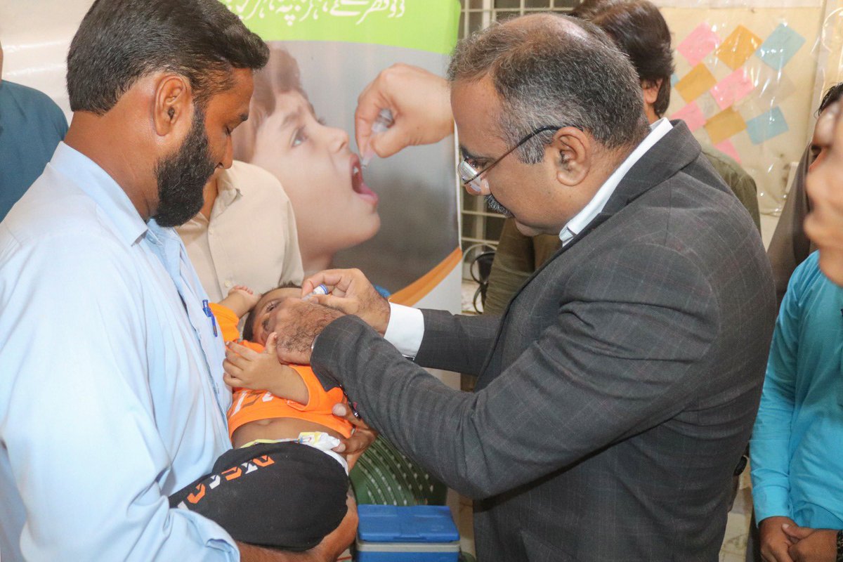 AltafSario's tweet photo. Inaugurated the SNID/OBR NOV at Abdul Wadood Dispensary - UC Behar Colony along with AC Lyari, UC Chairman and community influencers. Later urged all stakeholders to support the polio teams, specially in covering the refusal cases being a risk-prone UC. https://t.co/1ML5USHPDx