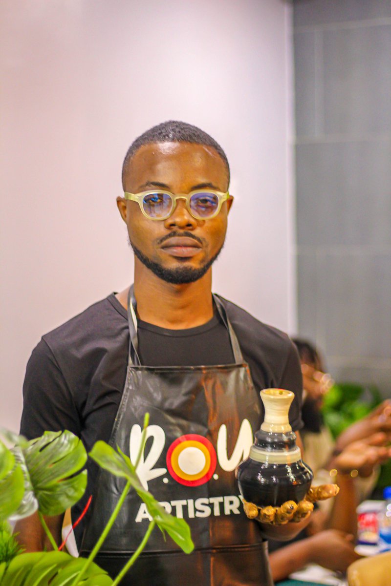 thetribenigeria's tweet photo. Games! Pottery! Food! Gifts! Food again! Fun🤩
That’s the summary of Dear Creator 1.0🥳 2.0 is happening this Saturday, with a twist. I’ll advice you not to miss it🥂
Link in bio / DM to register. Registration closes Wednesday💜
#dearcreator #potterywithatwist #diyreeddiffuser https://t.co/u6dbNsabOv