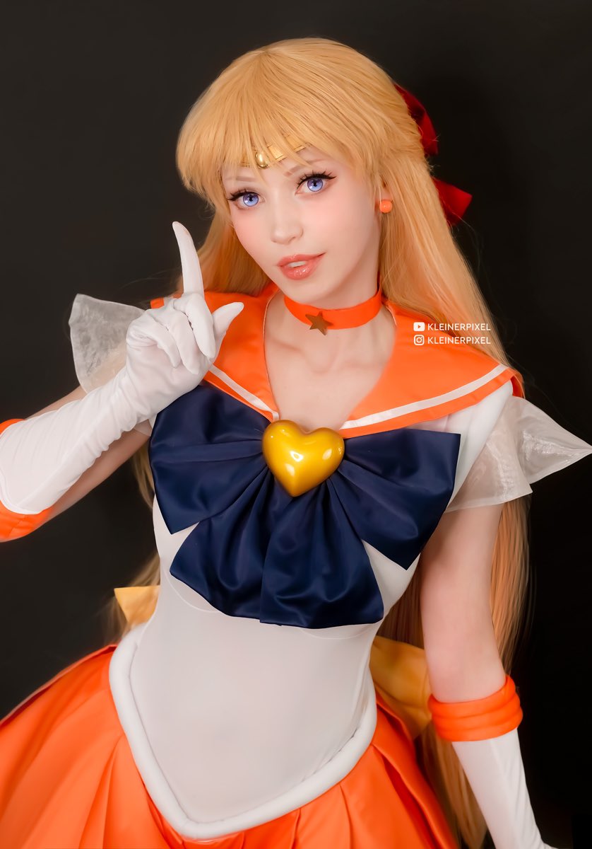 ✨ Channeling my inner Sailor Venus today!

Have you all caught the latest Sailor Moon movie? I was absolutely in love with it! Season 5 of Sailor Moon is actually my all-time favorite, so you can imagine how much I enjoyed the new movie.

#sailorvenuscosplay #sailormoon #cosplay