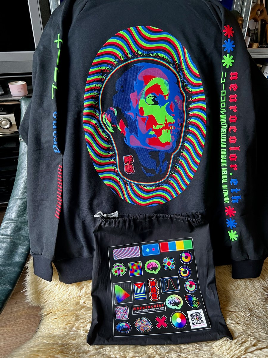 Look at this swag, that finally arrived today. 🤩
Designed by <a href="/neurocolor/">神経色</a> ❤️💙💚