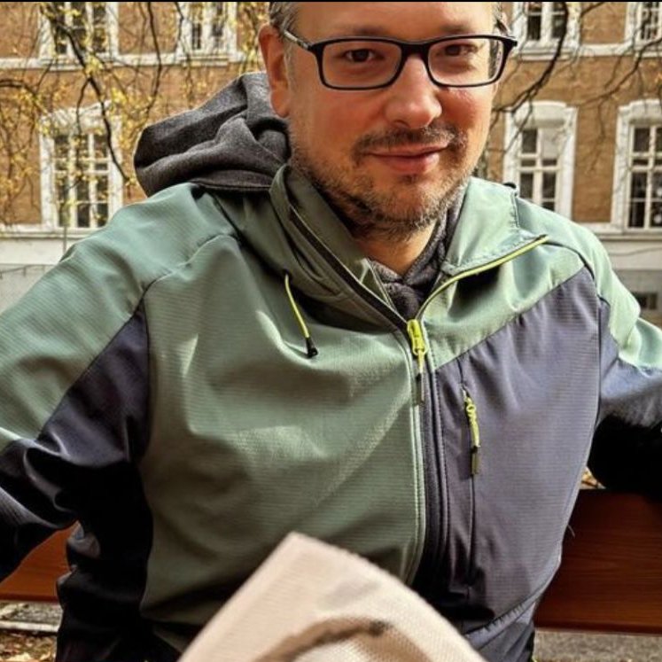 GTschab's tweet photo. Im Herbst ist es wichtig, inmitten des Trubels innezuhalten und aufzutanken. Pausen sind entscheidend, um Energie zu tanken und die kleinen Freuden des Lebens zu genießen. 🍂💼
_________
#Herbst #Auszeit #Entspannung #Selbstfürsorge #Entschleunigung #Naturgenuss #Wohlfühlmomente https://t.co/FHeHGxFnuD