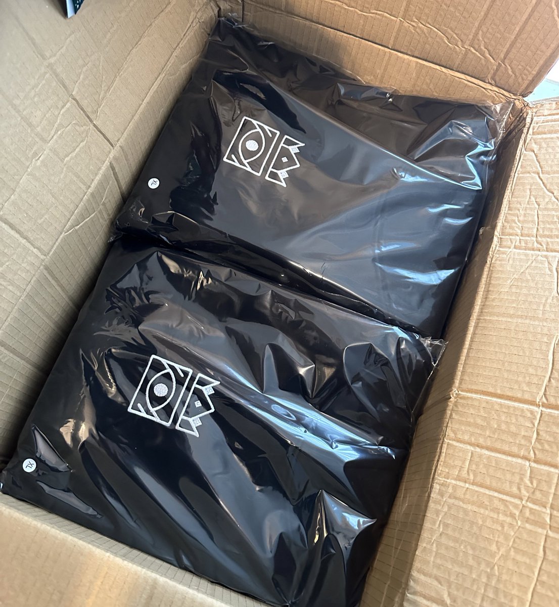 come find the @EYEKONNFT gang at <a href="/SolanaConf/">Solana Breakpoint 🇦🇪 Abu Dhabi Dec 11-13</a> 👀👀👀