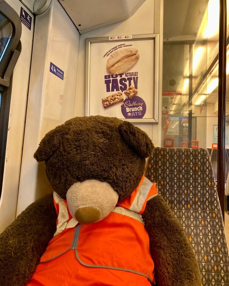 HunsletTheBear's tweet photo. Oh dear! Hunslet sat on the next train and the sign reminded him his tummy was rumbling. Send emergency jaffa cakes please
#hungry #railwaybear #crosscityline #323s #hunsletthebear.co.uk https://t.co/gGAGOKFyk3