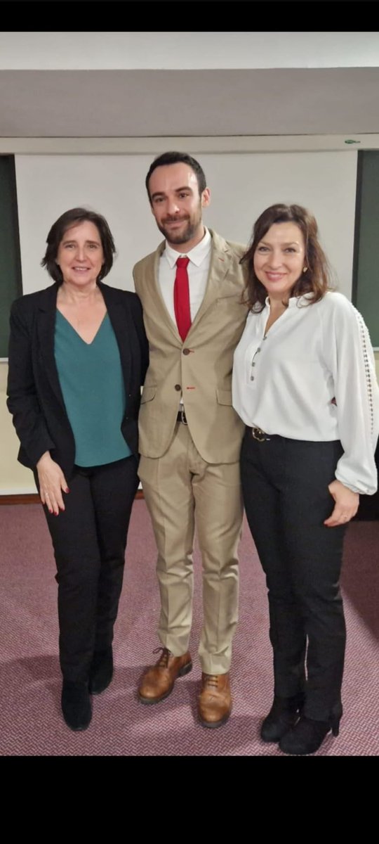 Last Thursday we celebrated a new #Doctor in the group!🥳 Congratulations Dr. Fran Blanco @FranBlanco3 for a wonderful PhD defense on the tailored production of antimicrobial biopolymer-based materials! His PhD was co-supervised by Auxi Prieto and Ana Hernández.