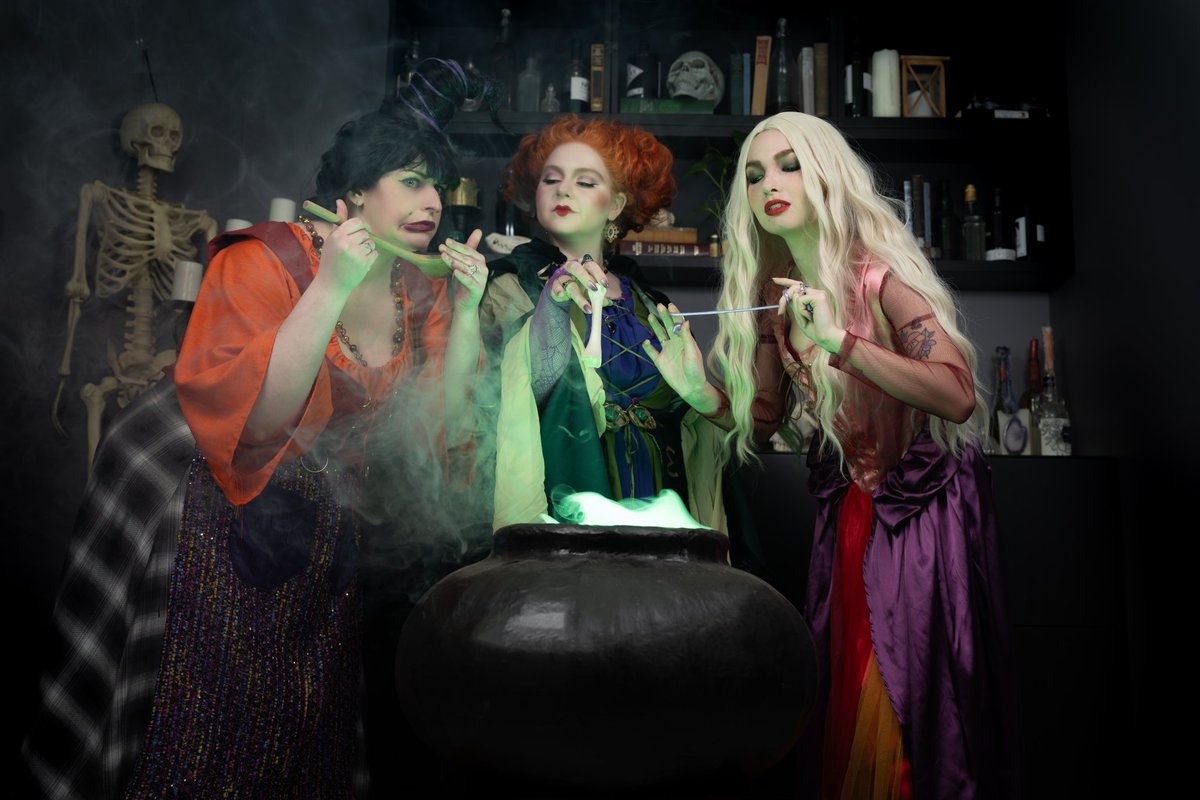 Bring to a full rolling bubble. Add two drops, oil of boil. Mix blood of owl with the herb that's red. Turn three times, pluck a hair from my head. Add a dash of pox and a dead man's toe!
#hocuspocus #thesandersonsisters #cosplay #halloween #winifredsanderson  #hocuspocuscosplay