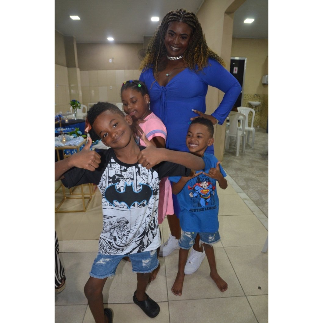 EdianaS51322698's tweet photo. Minhas heranças o presente mais valioso que Deus me deu Meus #MeusFilhos 🙌🏾😭🥰 https://t.co/uWTS6PBmLM