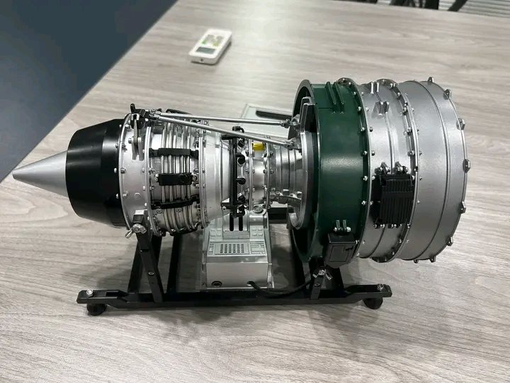 IsaiahWatric132's tweet image. When I saw him for the first time, no one knew how excited I was⚒⚒ #turbofanengine #enginemodel #stirlingkit