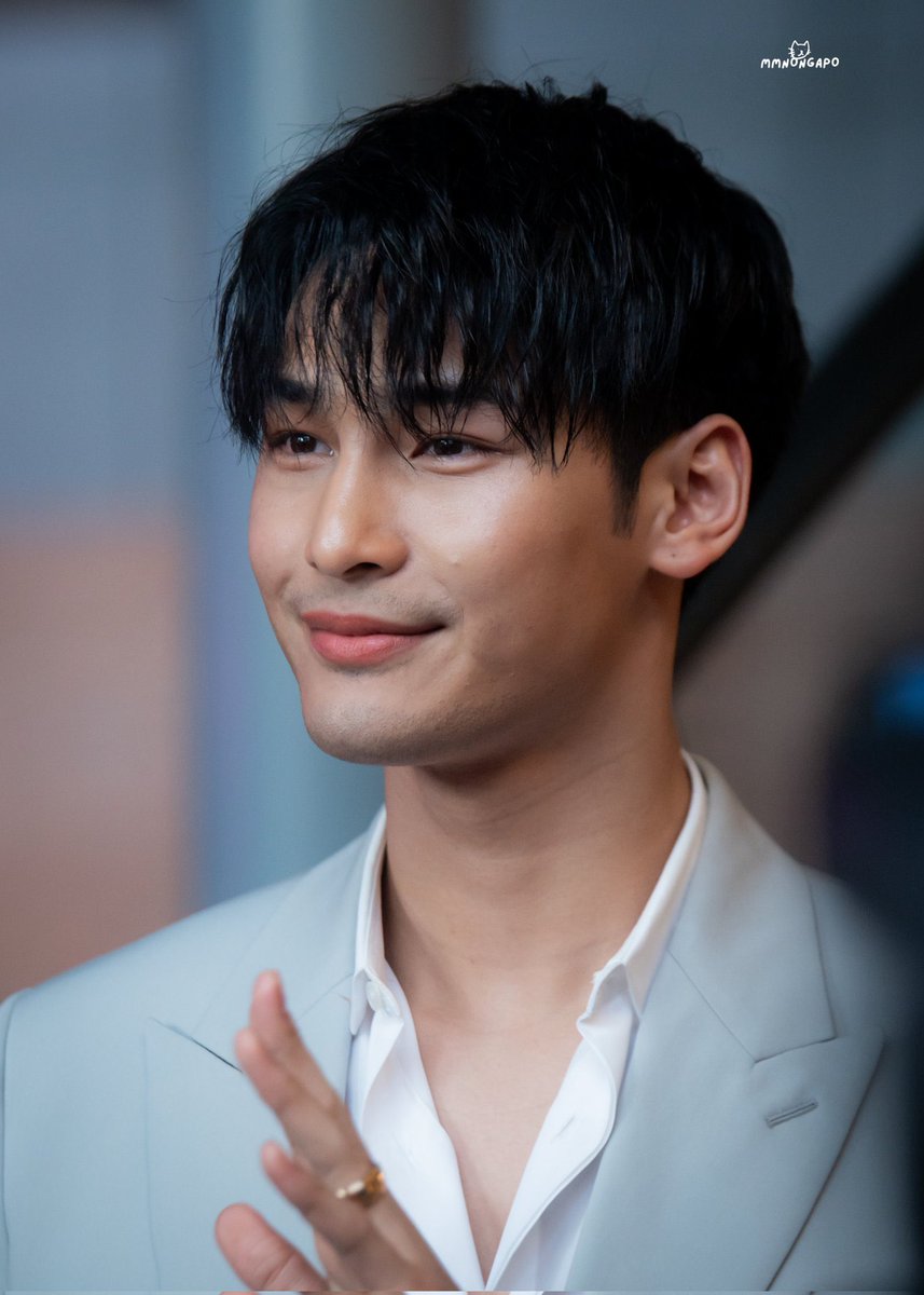 Zine_555's tweet image. คนเราตกหลุมรักคนเดิม ดวงตาคู่เดิมซ้ำๆ ได้ตลอดเวลา

APO AT THE 11th HOWE AWARDS  

@Nnattawin1 ᓚᘏᗢ @Dior
╰➤#Nnattawin ᥫ᭡#ApoNattawin
╰➤#HOWEAWARDS2023XAPO ╰➤#HOWEAWARDS2023