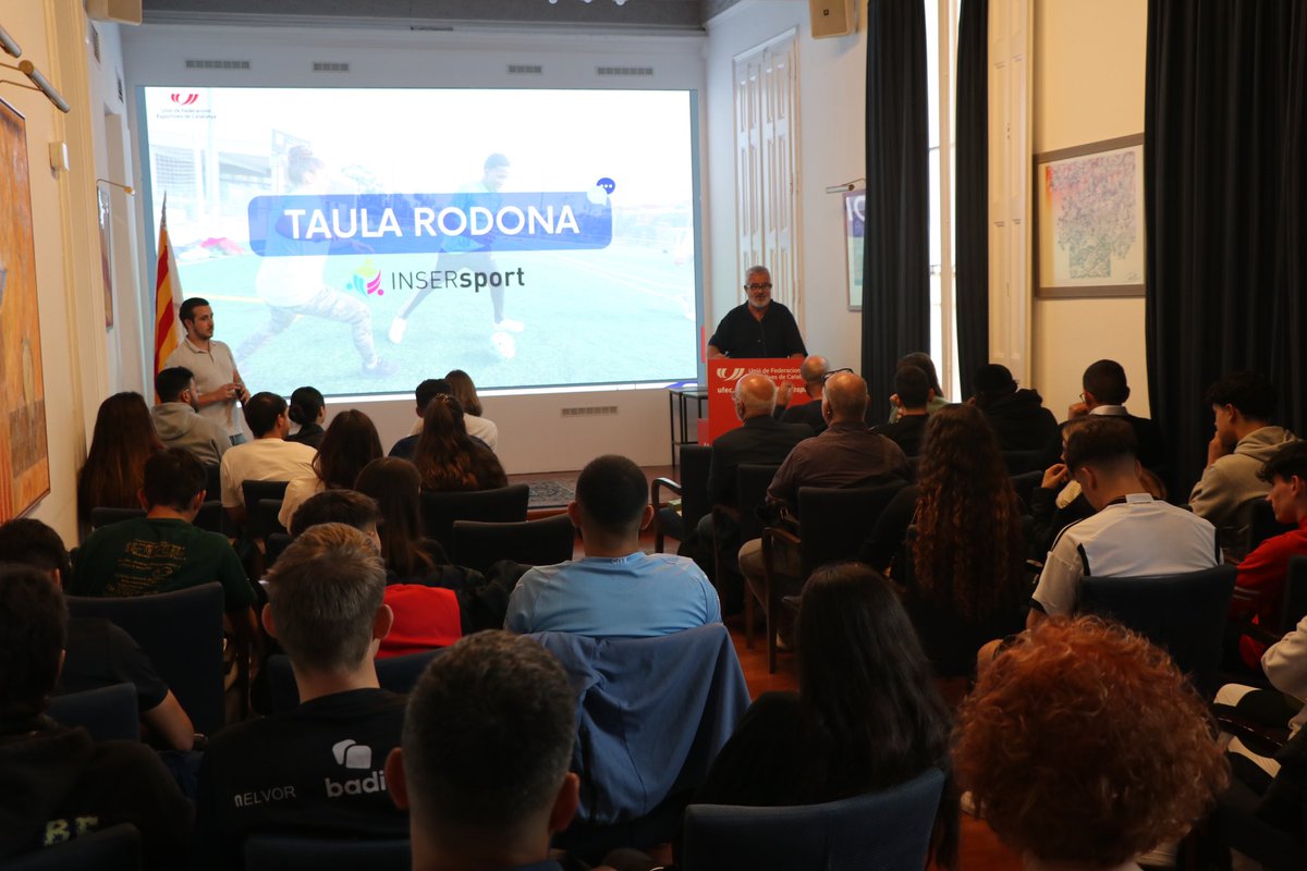 UFECcat's tweet photo. 📍👥 Aquest matí hem dut a terme la presentació d’INSERsport, el projecte punter de l’Àrea Social i Internacional de la @UFECcat. 

✅ La jornada ha comptat amb taules rodones, testimonis d’edicions anteriors, i representants de federacions esportives de Catalunya. 

🎞️ Finalment s’ha projectat el documental ‘Game Changers’ sobre INSERsport. 

#SomEsport #Som750mil