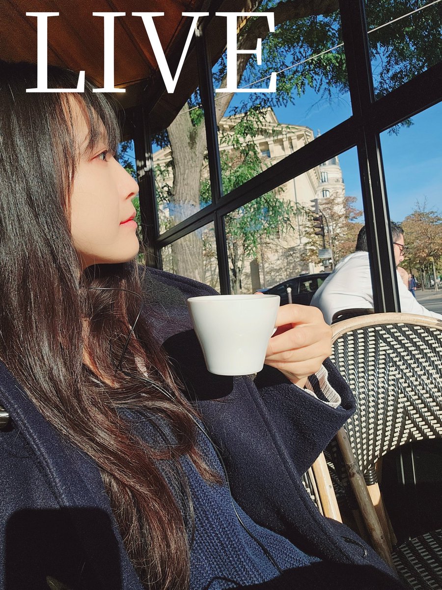 おはようございます🫡今夜日本時間23時からライブをします🌸今年も気付いたらサマータイムが終わっていて...昨日１日中気付かずに、一人だけ一時間先の未来を生きていました。
今夜も皆さんとまったりおしゃべりできたら嬉しいです🤗
#YouTuber #paris #france #パリ #フランス旅行 #海外 #ライブ配信