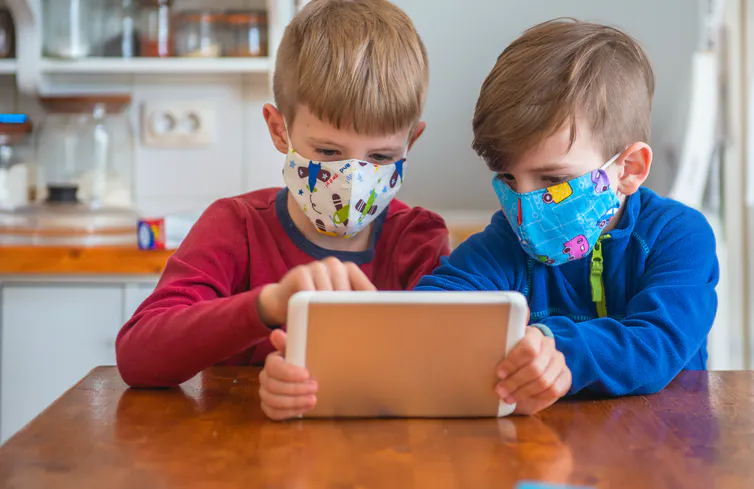 Virus autunno-inverno. Per i bambini il picco sarà più tardi. C'è tempo per fare prevenzione. Muscoli artificiali ricerca da un milione di euro. Torna l'uso della mano per chi l'ha perso. Stop al duello tra campi e pannelli solari: c'è l'Agrivoltaico. TGR Leonardo 14.50 RAITRE