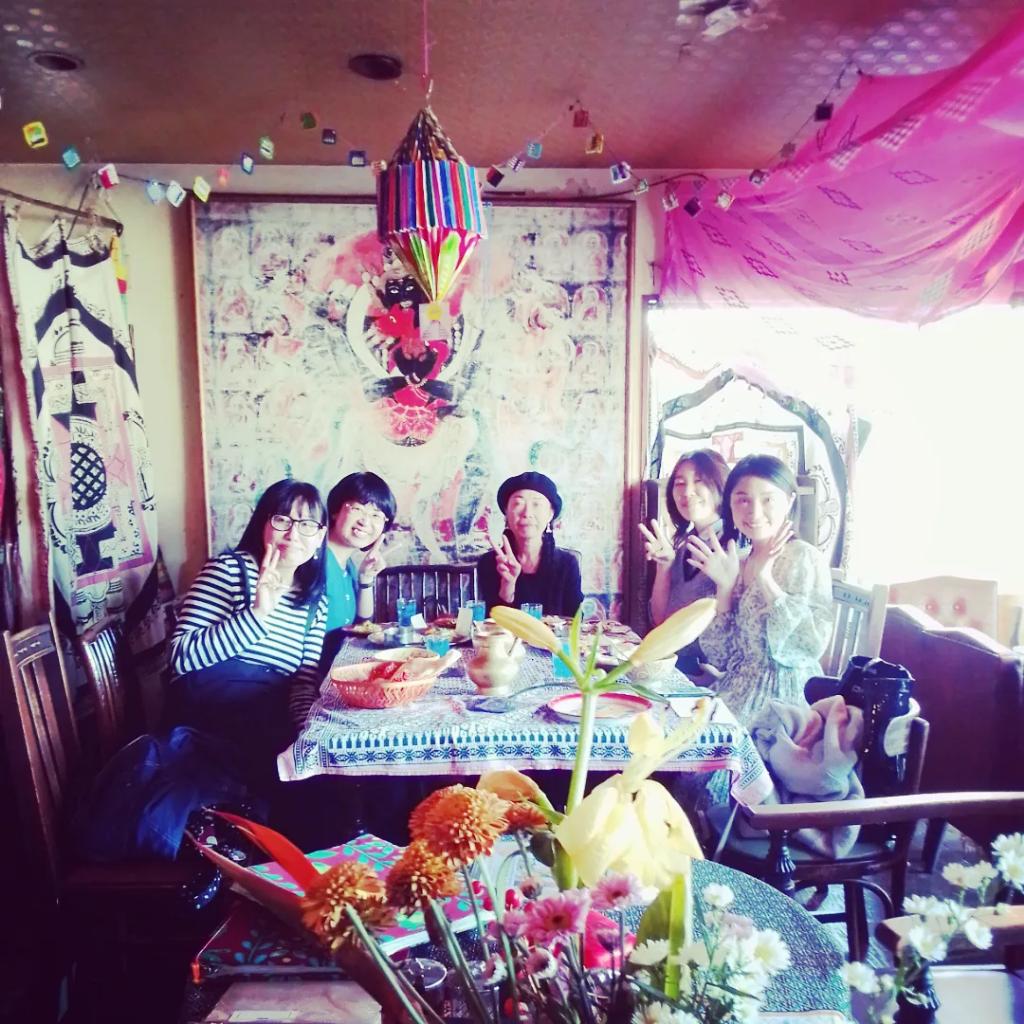 chandrasula's tweet photo. 月曜日 夜 いつもどおり。
女子会。ありがとう!
さんまタンドール焼き スパイス漬け込み炭釜で。アジアのお酒 スパイス生ビール ヒマラヤ水のビール 日本酒雪男 ざくろ薬酒割り
#yokohama #izakaya #mondayopen #薬膳 https://t.co/89CGUs5TuQ