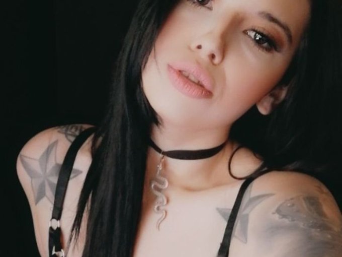 Just finished a pay-per-minute #Skype show on SkyPrivate! You can call me too for a sexy private show<a href="/tag/skype"class="tags">#Skype</a>