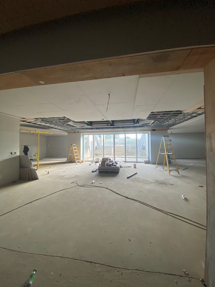 tyearchitects's tweet photo. On-site in Hertfordshire for this impressive new build of some 800 square meters with a full basement also opening up to the rear garden. It is exciting to see our projects progress.

#tyearchitects #newbuild #granddesigns #hertfordshire #architectureinspo #dezeen #riba https://t.co/M7xP4TYCl5