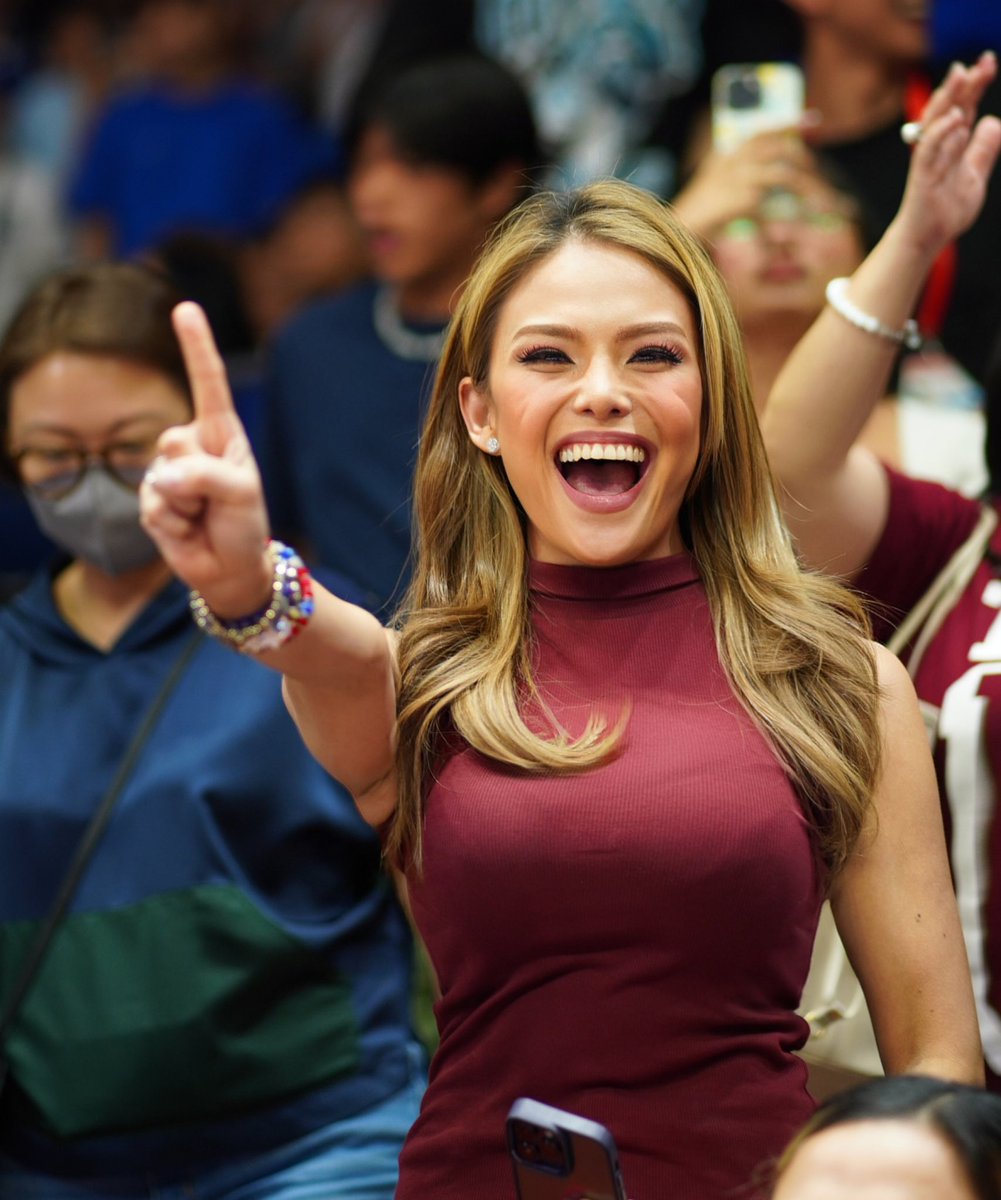 gretsfullido's tweet photo. UP FIGHT! βπΌπππΌπ₯°
The UP Fighting Maroons win
#BATTLEOFKATIPUNAN ROUND 2
65-60 vs. the Ateneo Blue Eagles
@smartaranetacoliseum Sunday π
πΈ @aaronvicencio
#upfight
#upmaroons
#upfightingmaroons
#uaap
#basketball https://t.co/fwyhqHTT7G