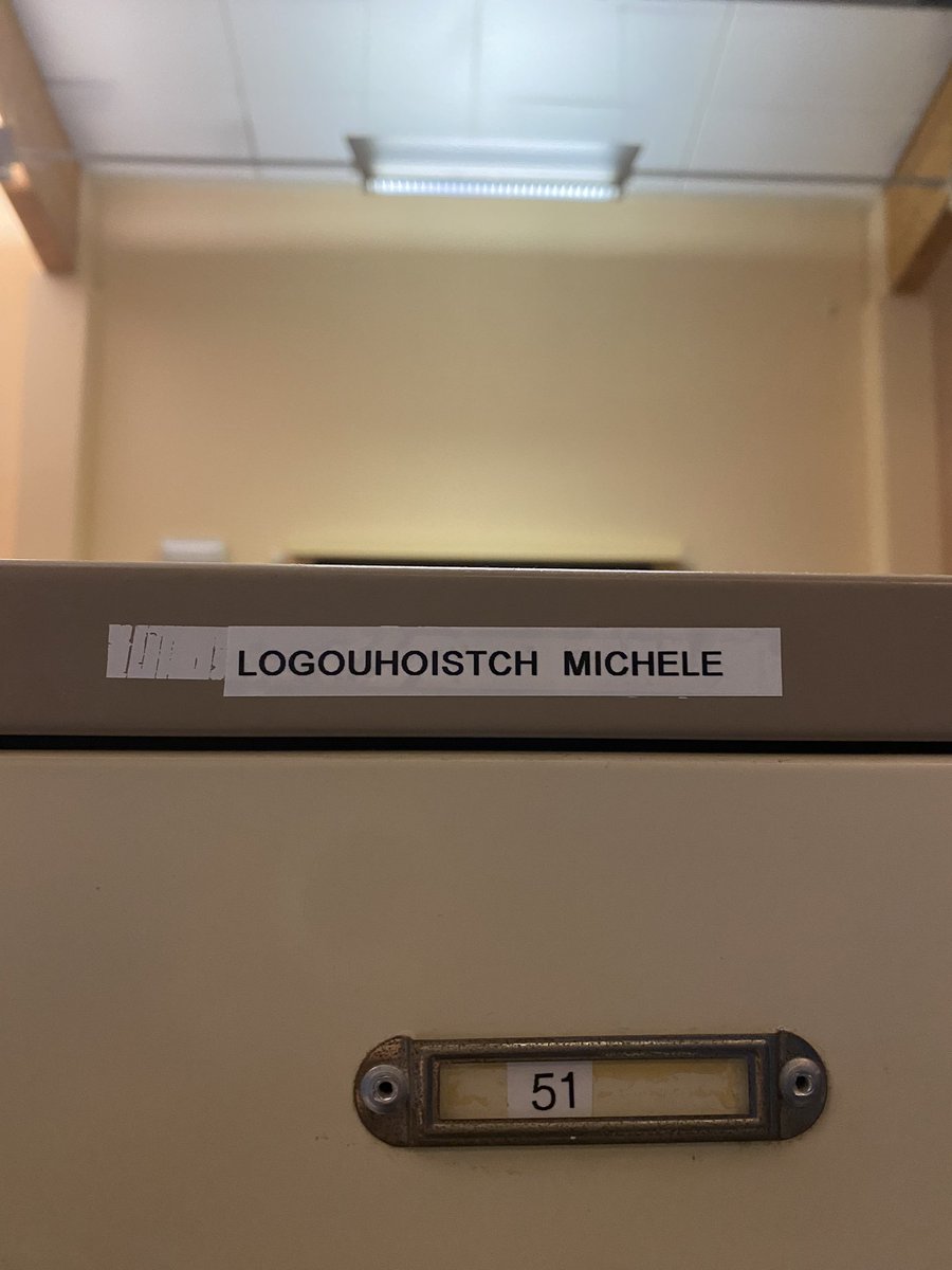 is er iemand verdronken terwijl ze me achternaam zaten te schrijven ofzo?