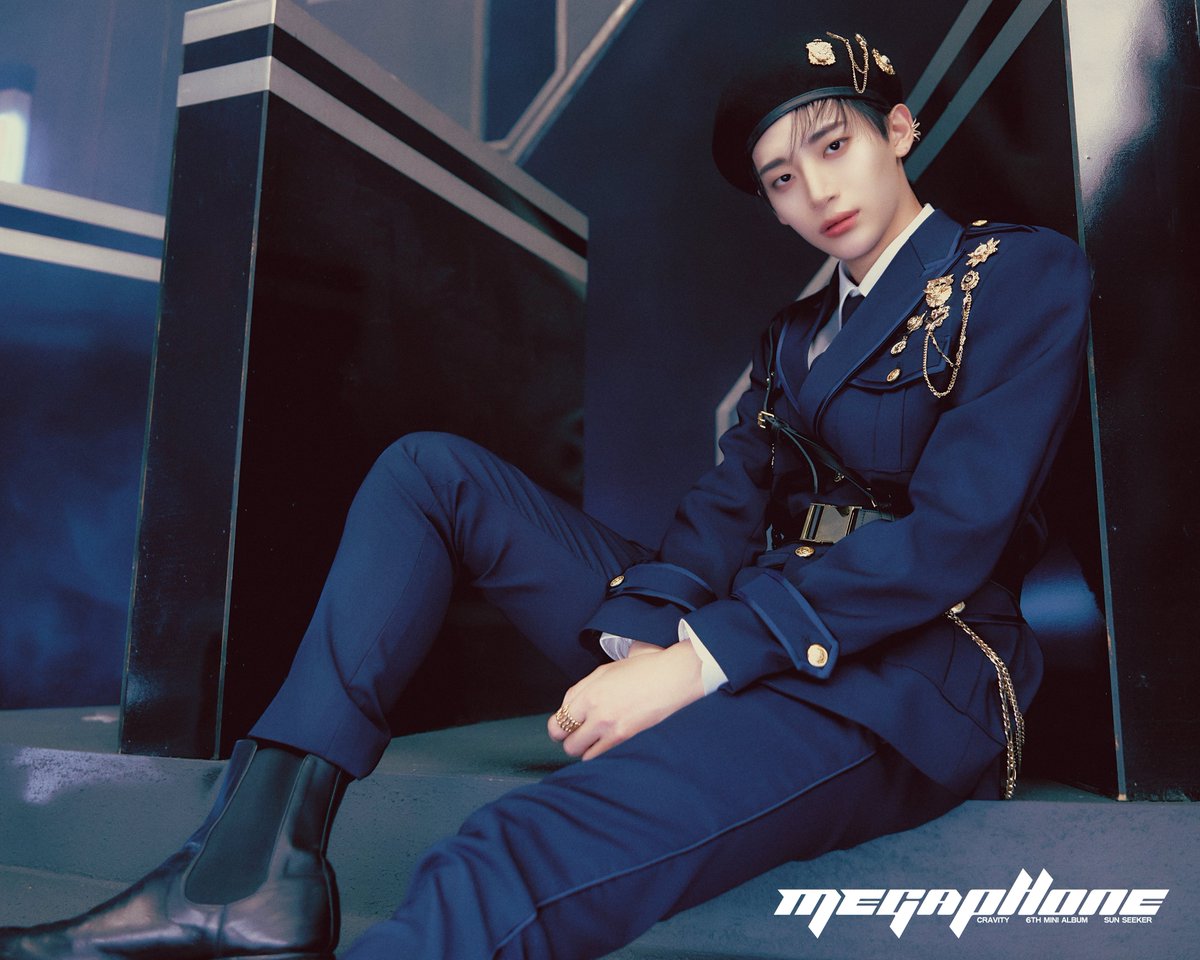 CRAVITYstarship's tweet photo. CRAVITY
6th Mini Album
SUN SEEKER
'MEGAPHONE'
⠀
CONCEPT PHOTO☀
⠀
2023. 11. 01 (WED)
9PM (KST)
⠀
#CRAVITY #크래비티
#정모 #JUNGMO
#SUN_SEEKER
#Cheese
#Ready_or_Not
#MEGAPHONE https://t.co/wroUd5sAxx