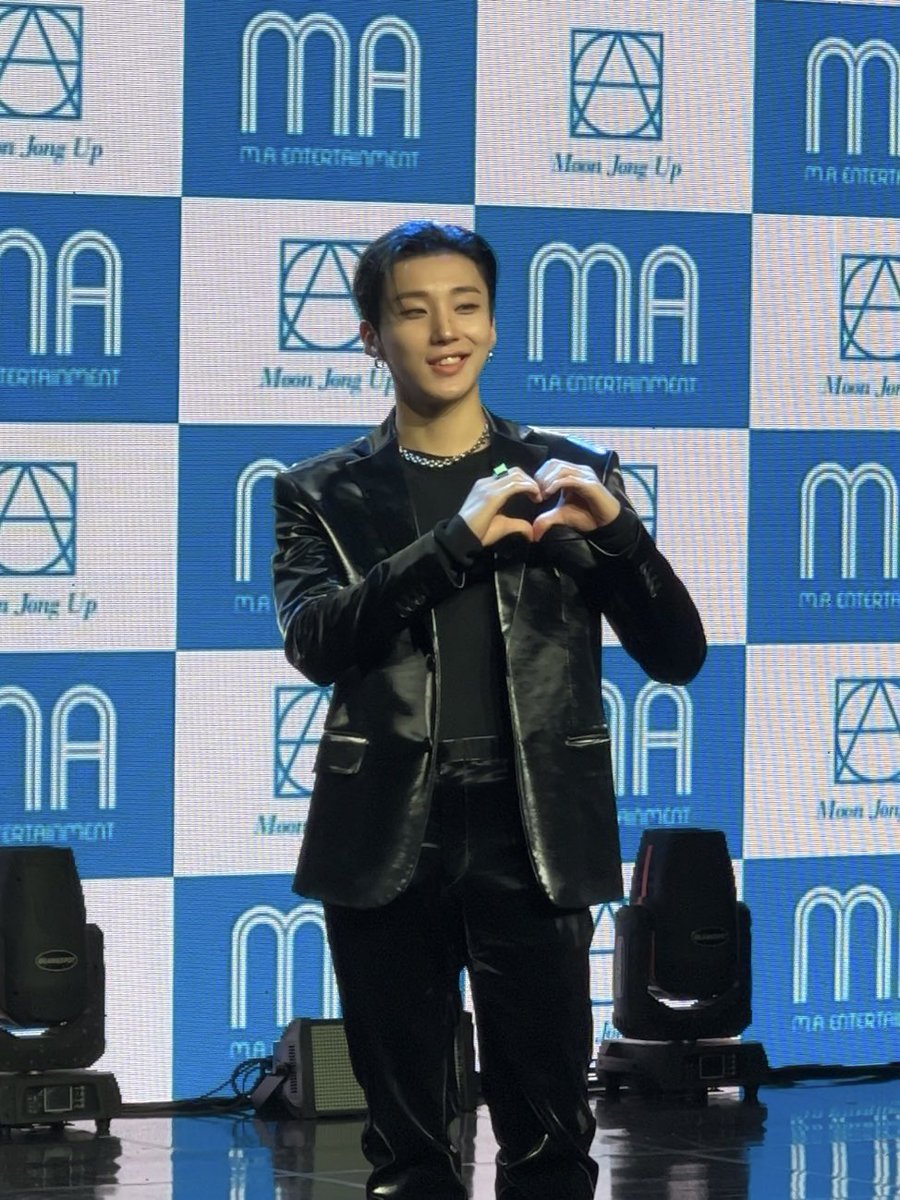 <a href="/jongup_official/">Jongup_Official</a> #MoonJongup: Through this album, I wanted to show different sides of me, even my cute side. I put a lot of effort to include all of this. 

#문종업 #SOME #XOX <a href="/jongup_official/">Jongup_Official</a>