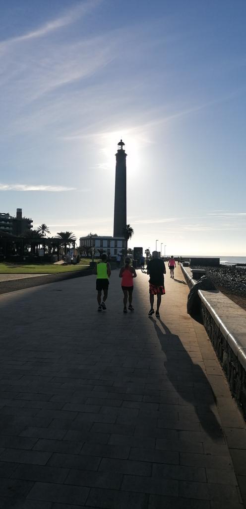 El sol detrás del #farodemaspalomas