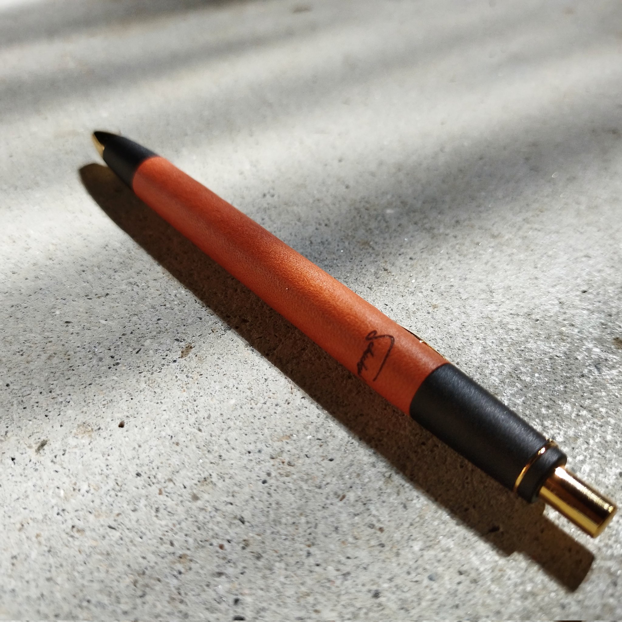 革軸ペン シャーペン マヤショルダー 青 ステッチ焦茶 革軸ペン シャーペン マヤショルダー 青 ステッチ焦茶